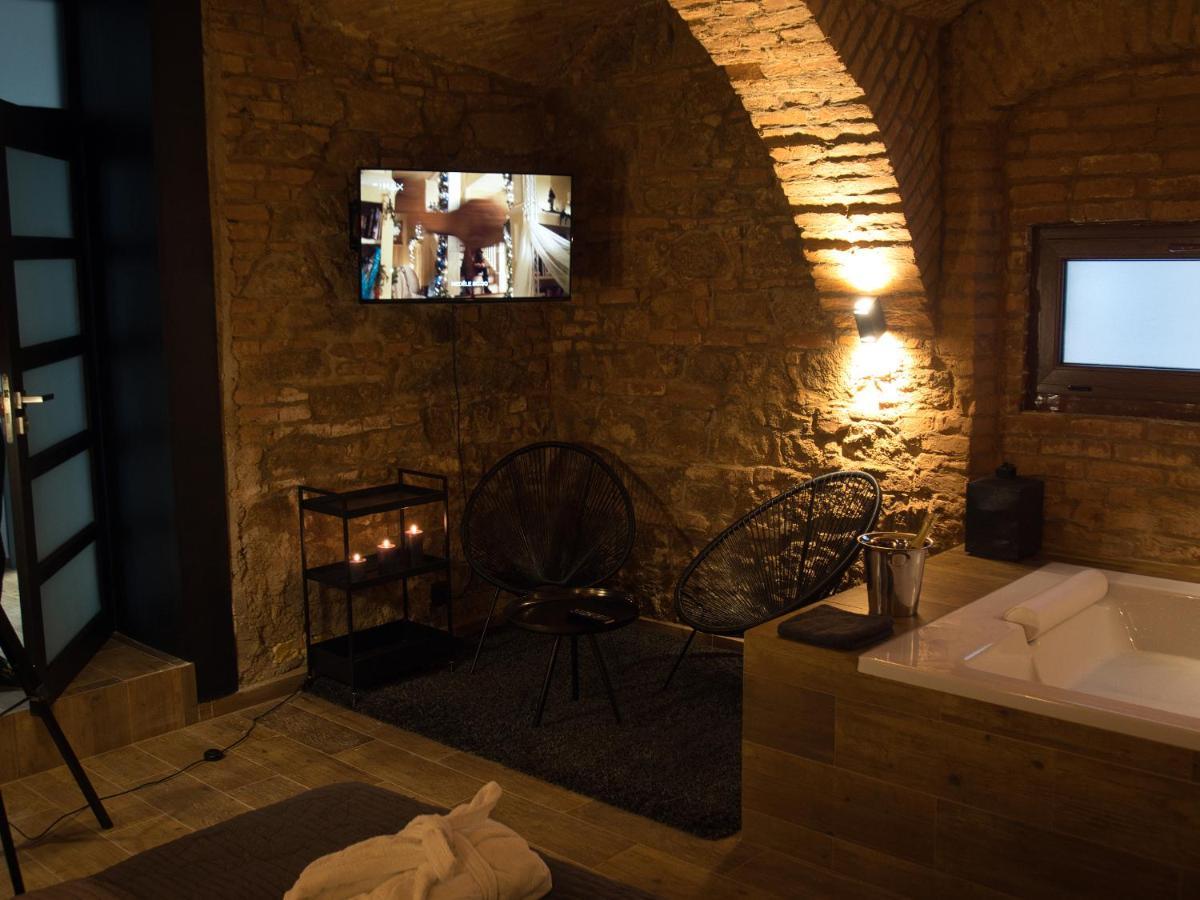 Wellness Gallery Apartments Liberec Luaran gambar